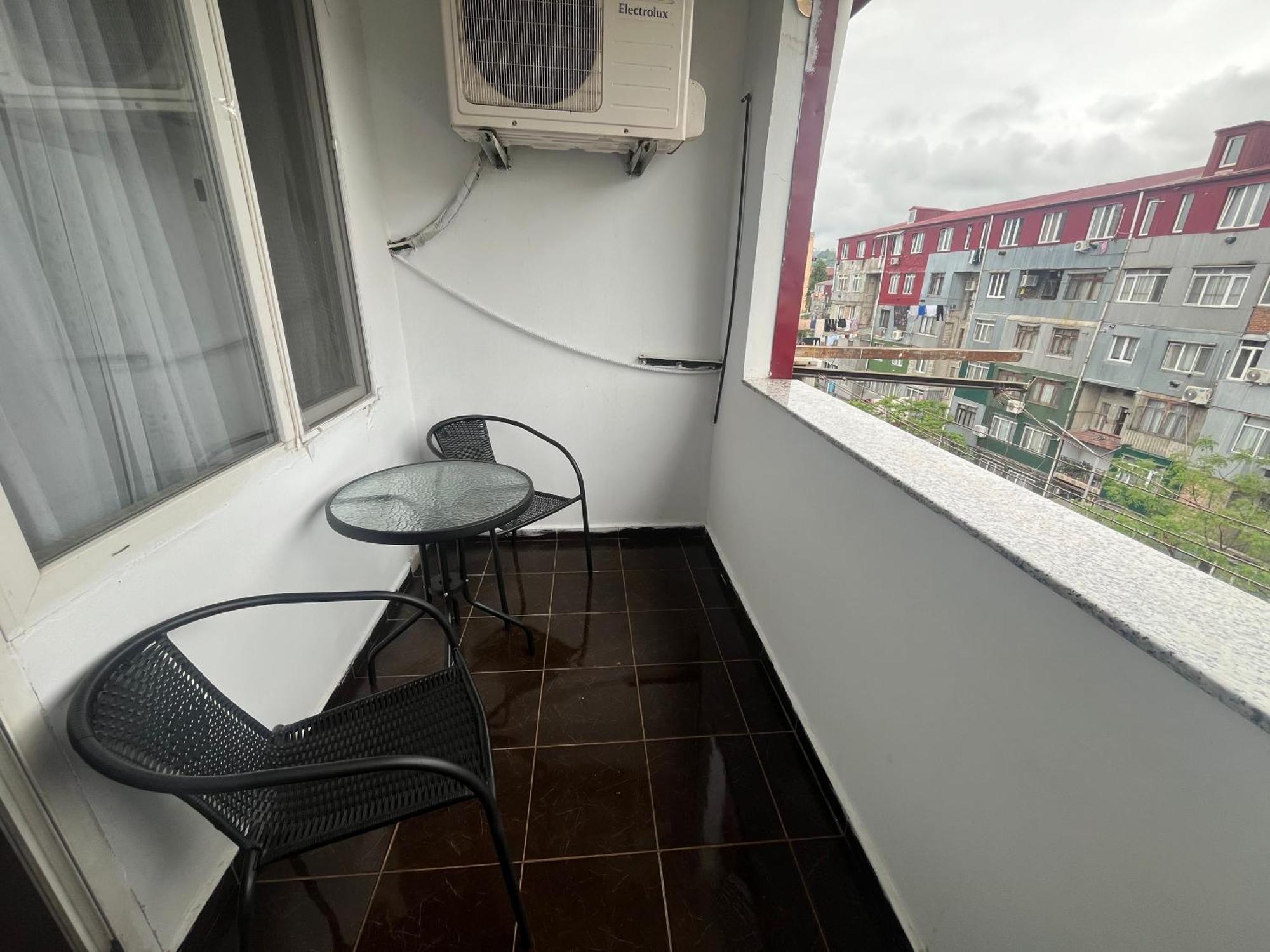 Apartament บาทูมิ ภายนอก รูปภาพ